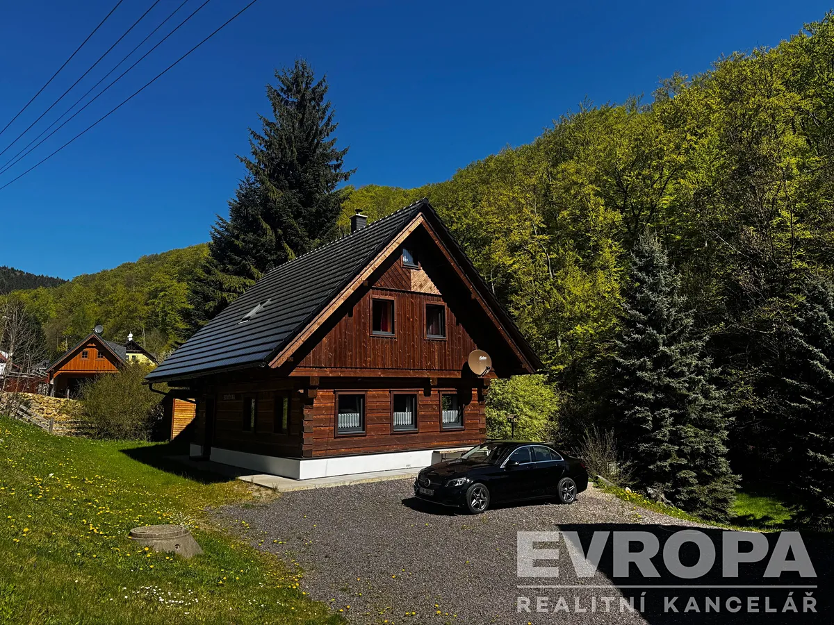 Prodej chalupy 120 m², pozemek 1093 m²